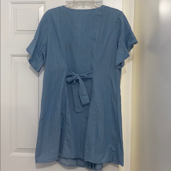 Denim dress bought from Lizard Thicket - Picture 2 of 3